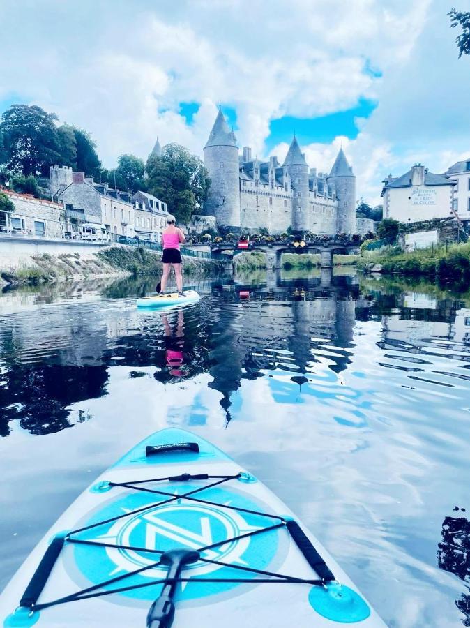 Le Vieux Moulin Gites - A Charming Stone Cottage With Garden View And Seasonal Pool Guegon Exterior foto